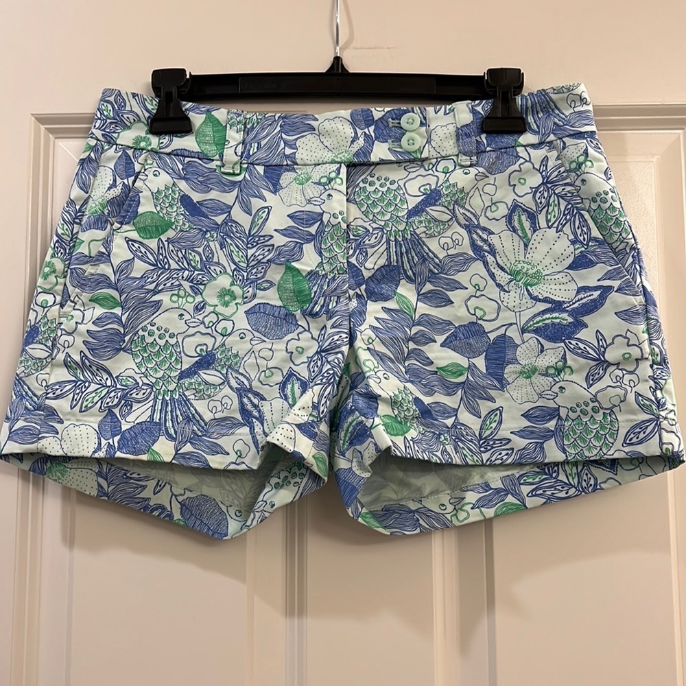 Vineyard Vines ladies shorts